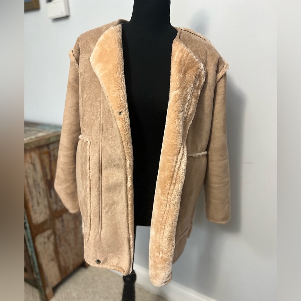 Beige Sherpa Reversible Coat Women's Warm Jacket Size L